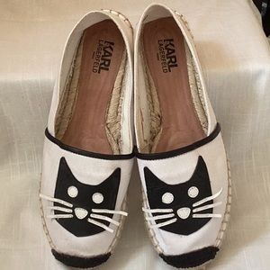 KARL LAGERFELD Sz 8 Arago espadrilles flats kitty cat slip-on casual shoes EUC